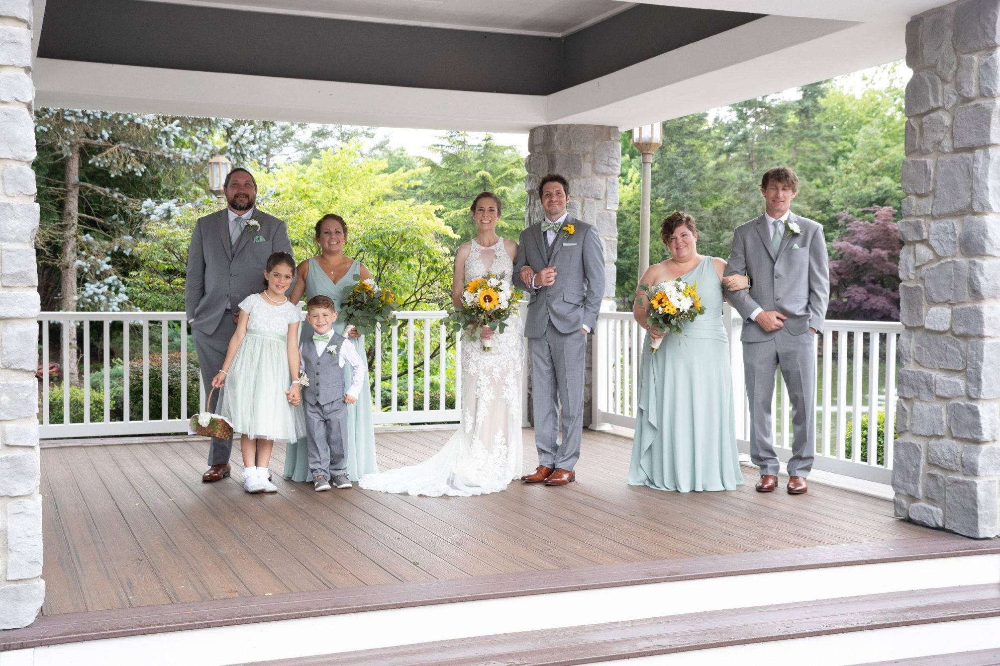 Bridgewater Manor wedding party on covered porch